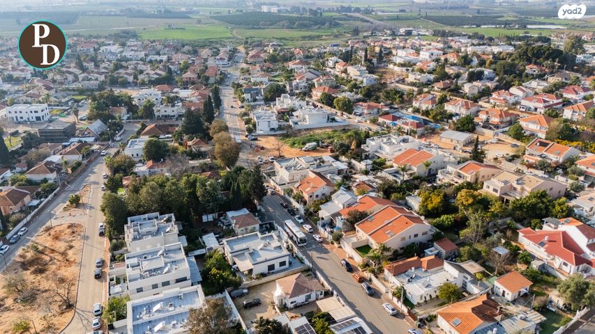 דו משפחתי, כפר יונה