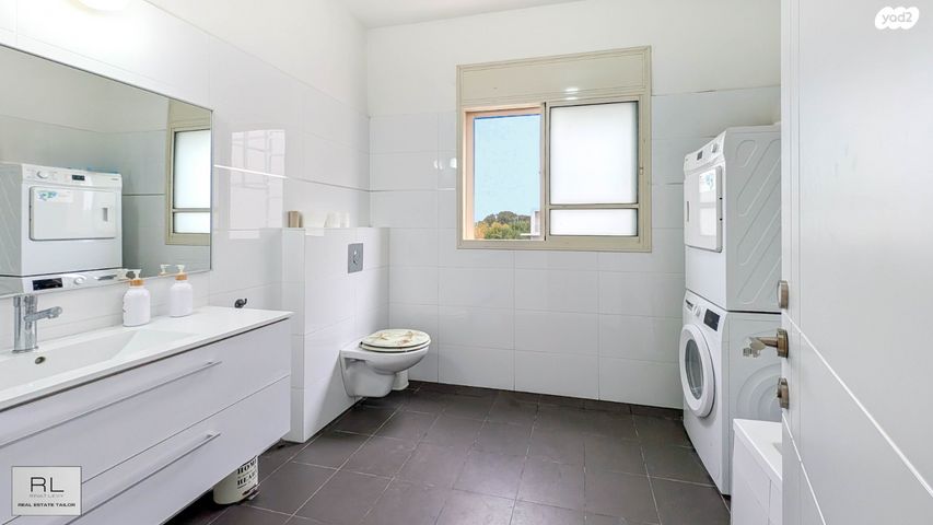 דו משפחתי, נחלים, עתלית