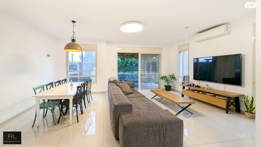 דו משפחתי, נחלים, עתלית