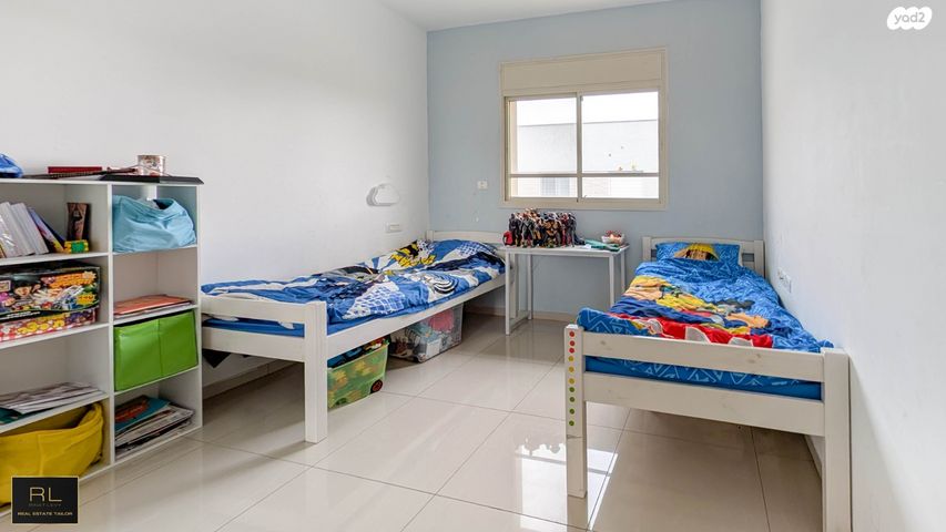 דו משפחתי, נחלים, עתלית