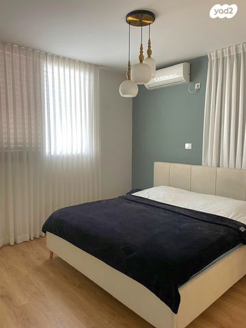 דו משפחתי, יהלום, מרכז המושבה, גן יבנה