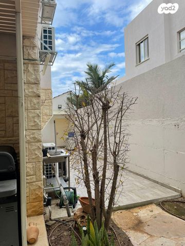 דו משפחתי, יהלום, מרכז המושבה, גן יבנה