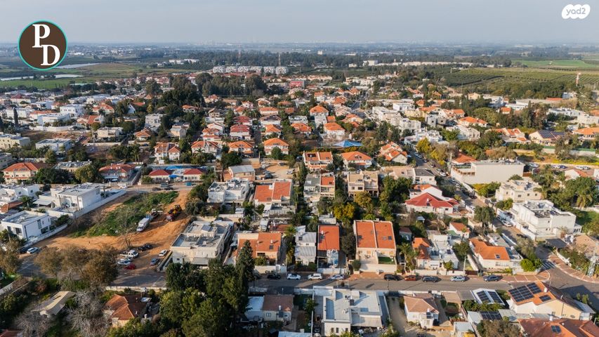 דו משפחתי, כפר יונה