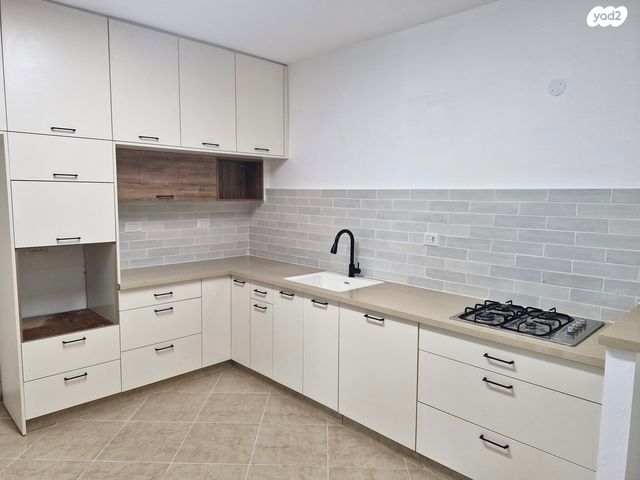 דירה, הגאולה, רמתיים, הוד השרון