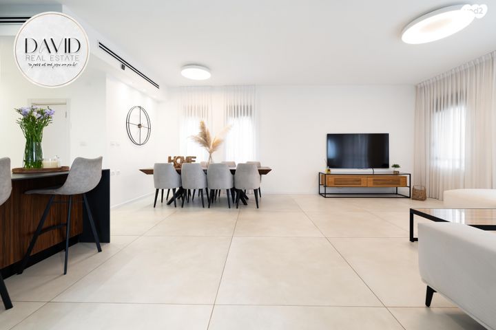 דו משפחתי, הזכוכית 20, בית אליעזר, חדרה