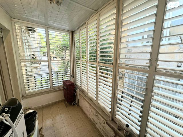 דירה, חנה סנש, גבעת הרמבם, גבעתיים