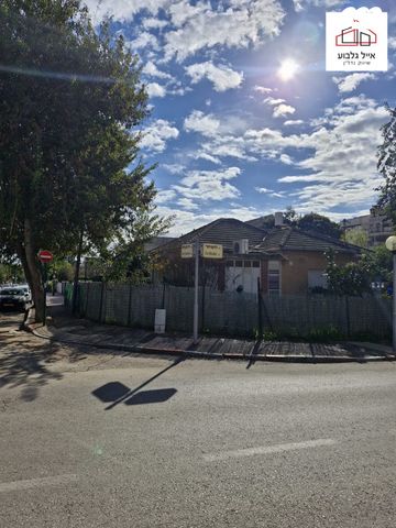 דו משפחתי, השחר 6, שיכוני מזרחי, כפר סבא