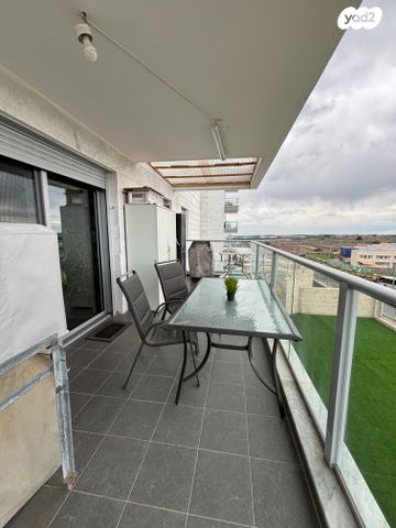 דירה, זלמן שזר, מורשת, מודיעין מכבים רעות