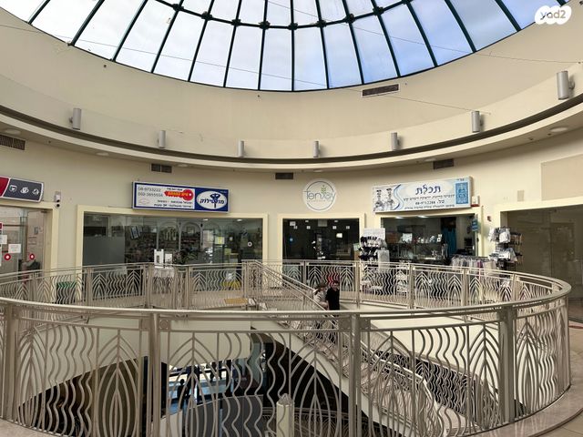 חנויות/ שטח מסחרי, המגינים, מודיעין מכבים רעות