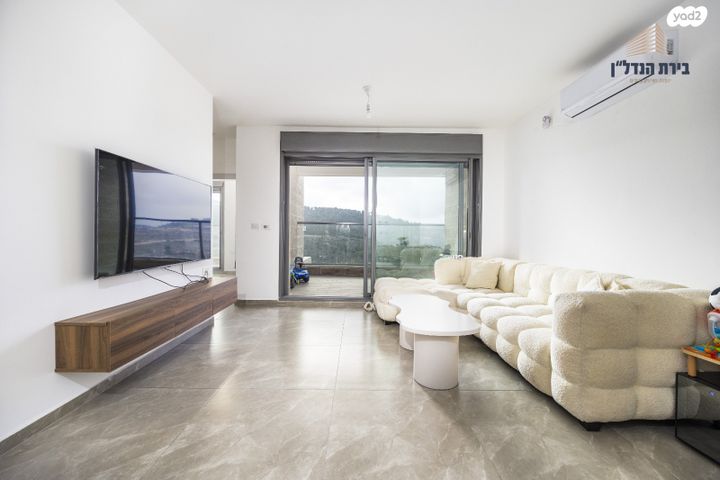 דירה, אבנר חי שאקי, גילה, ירושלים