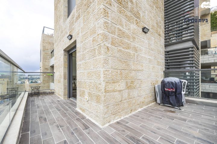 דירה, אבנר חי שאקי, גילה, ירושלים