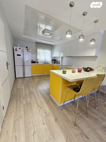 דירה, שדרות ירושלים, יצחק רבין, מעלות תרשיחא