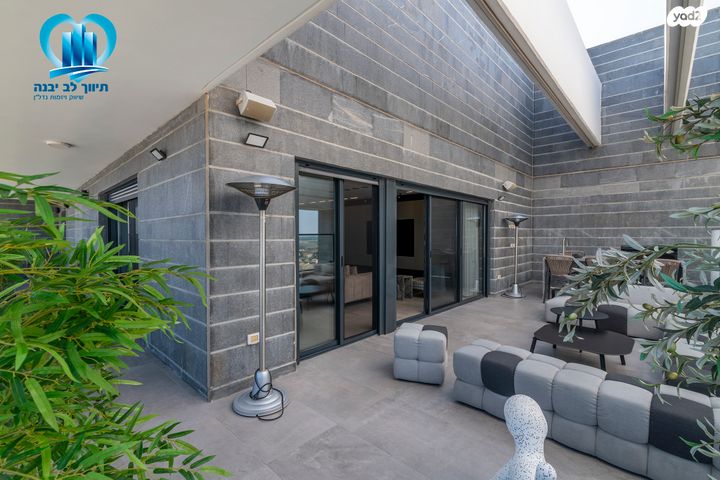 גג/ פנטהאוז, הנמל, נאות רבין, יבנה