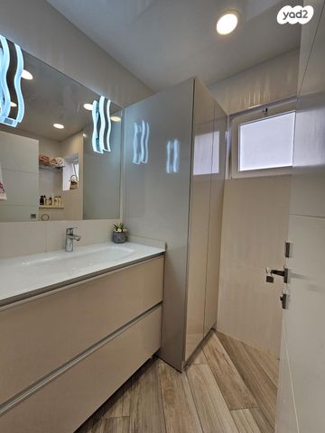 דירה, שדרות ירושלים, יצחק רבין, מעלות תרשיחא