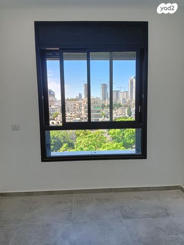 דירה, שדרות ירושלים 30, נתניה