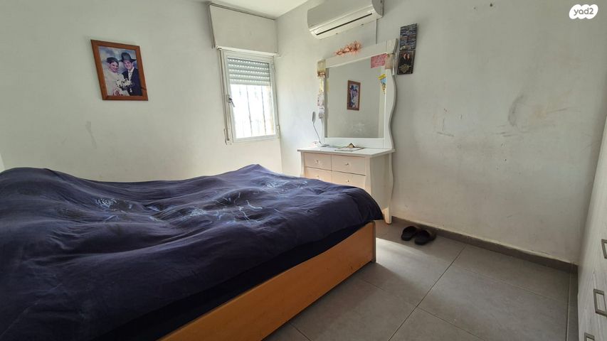 דירה, לוי אשכול, שיכון ד, טבריה