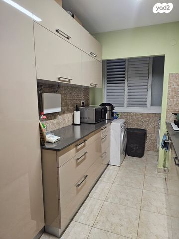 דירה, בר יהודה, דרום מערב ותיק, בת ים