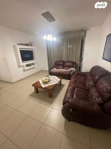 דירה, גדרה הצעירה, גדרה