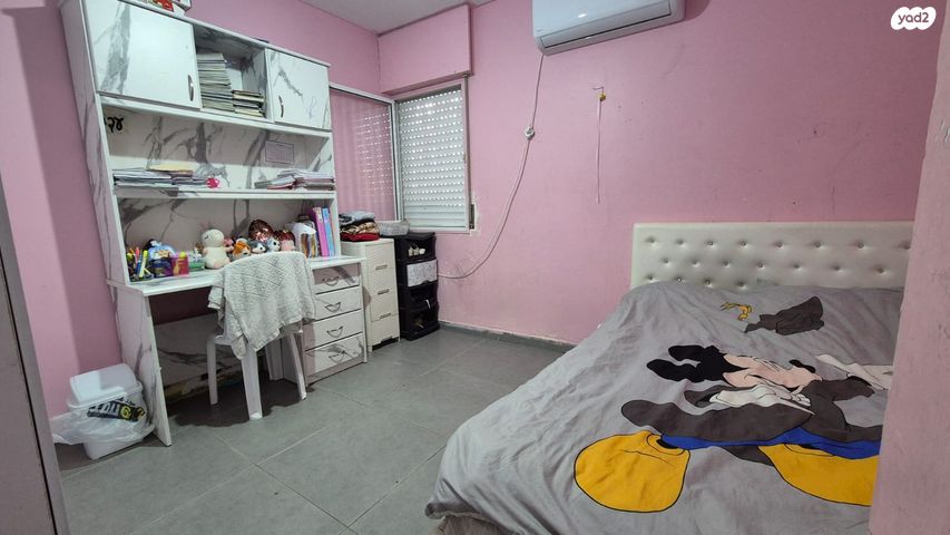 דירה, לוי אשכול, שיכון ד, טבריה