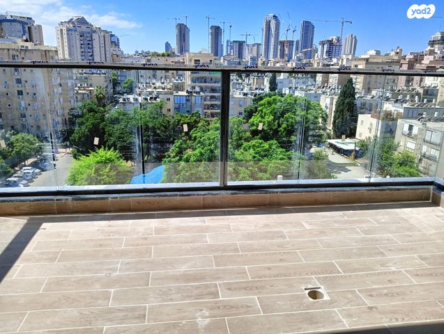 שדרות ירושלים 30