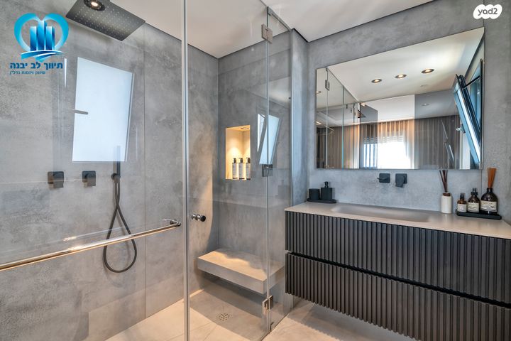 גג/ פנטהאוז, הנמל, נאות רבין, יבנה