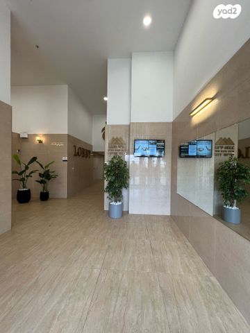 דירה, אלי סיני, נתיבות מערב, נתיבות