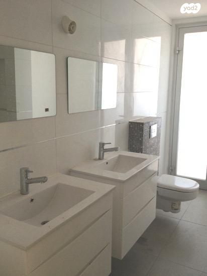 דירה, מתחם גרינברג, הוד השרון