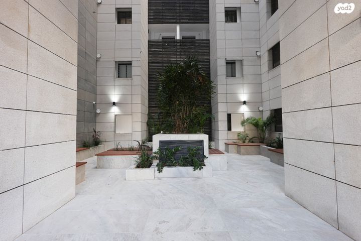 דירה, שדרות ירושלים 30, נתניה