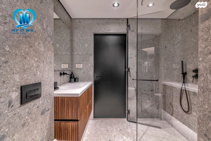 גג/ פנטהאוז, הנמל, נאות רבין, יבנה