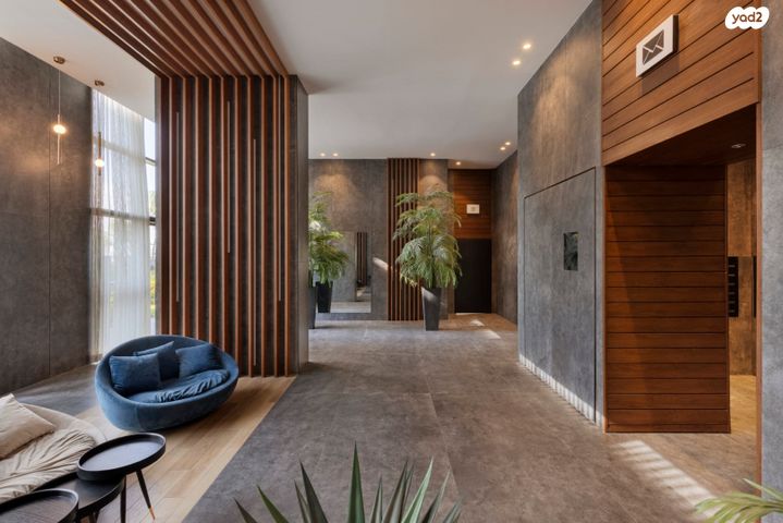 דירה, חיים חפר, הרקפות, ראשון לציון