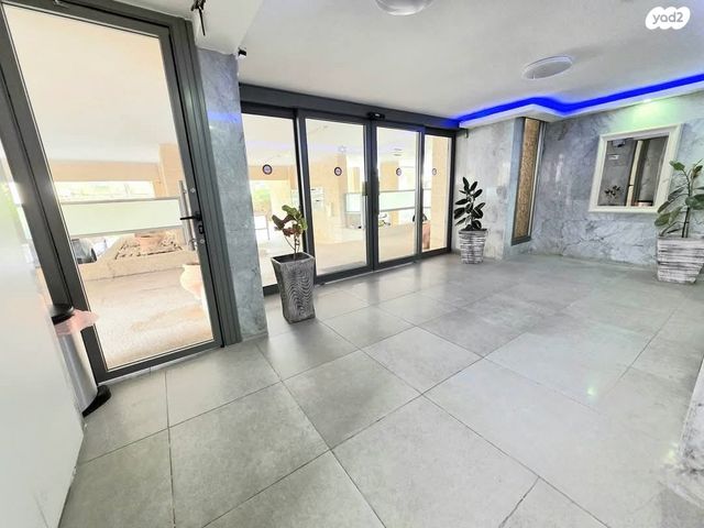 דירה, ש"י עגנון, קרית ים  א', קרית ים