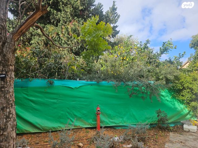 מגרשים, סמטת ניסנוב, הרצליה