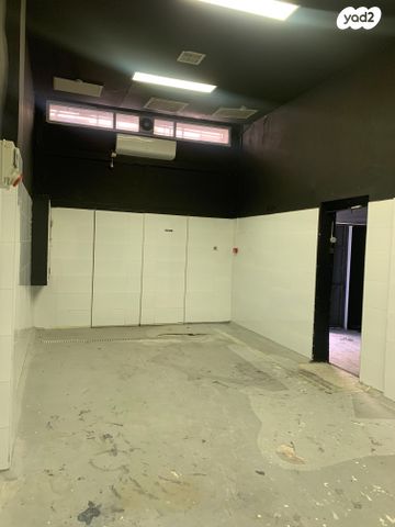 חנויות/ שטח מסחרי, שער פלמר, תחנת רכבת השמונה, חיפה