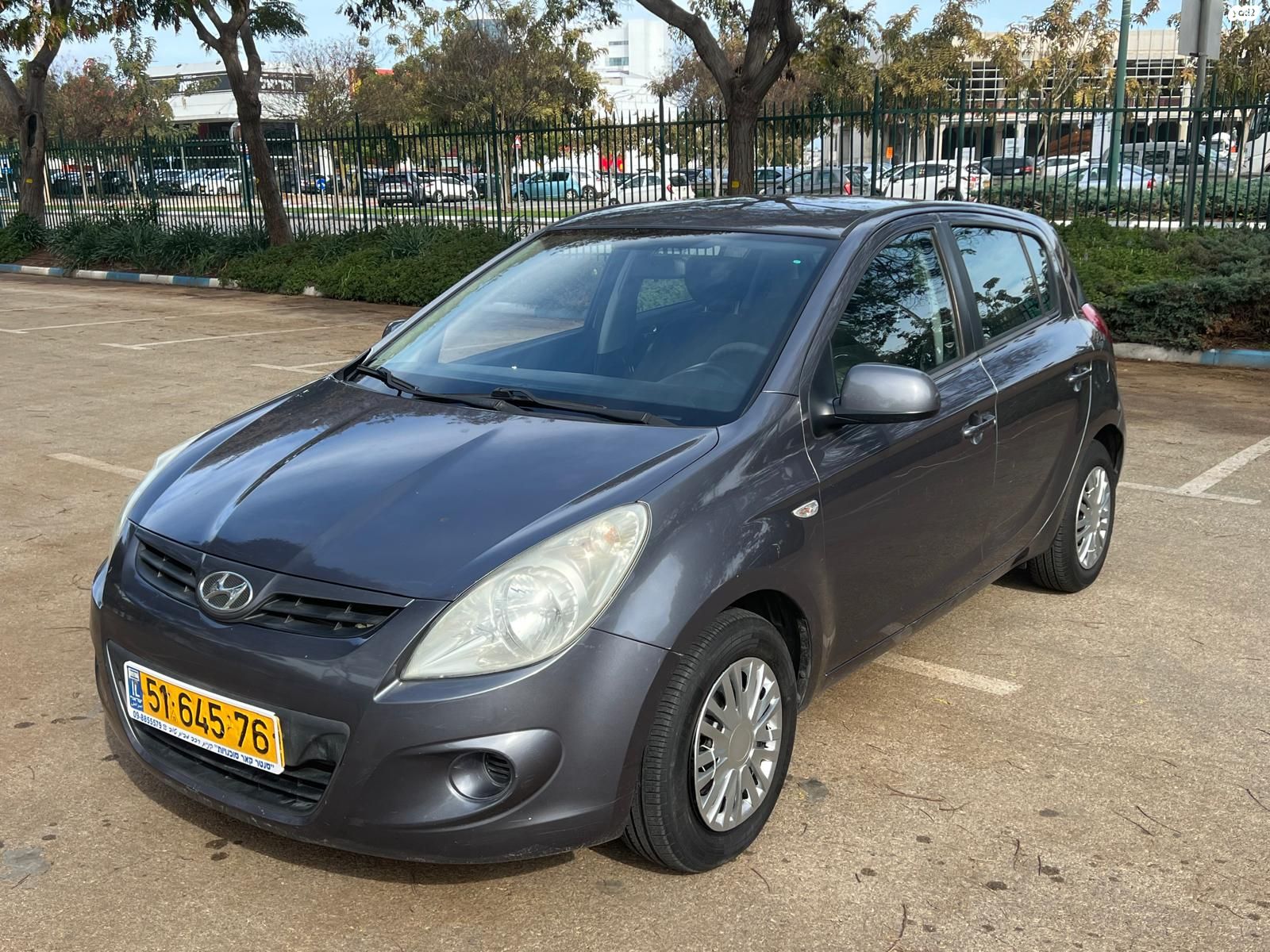 מודעת רכב יונדאי i20