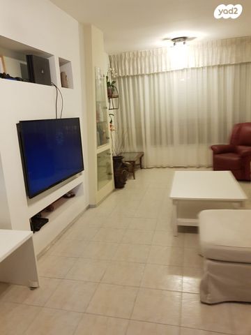 דירה, אחד העם, עיר, מרכז העיר, נהריה