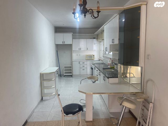 דירה, הרצל 31, עיר, מרכז העיר, נהריה