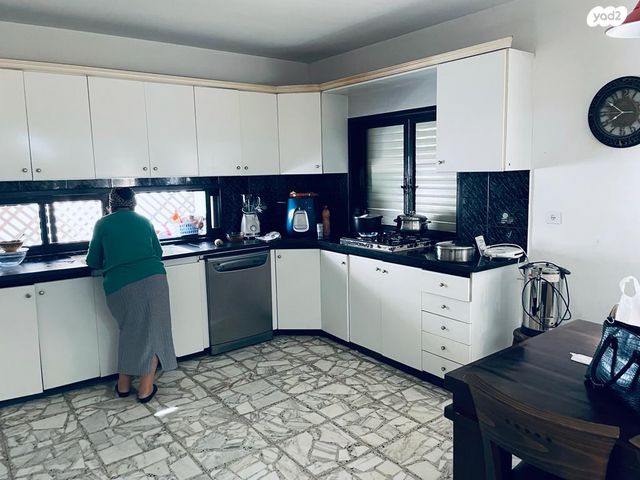 בית פרטי/ קוטג', הר הזיתים 16, נאות שז"ר, יבנה