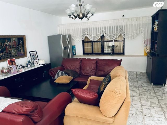 בית פרטי/ קוטג', הר הזיתים 16, נאות שז"ר, יבנה