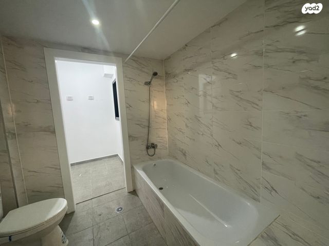 גג/ פנטהאוז, ארגמן, עיר היין, אשקלון