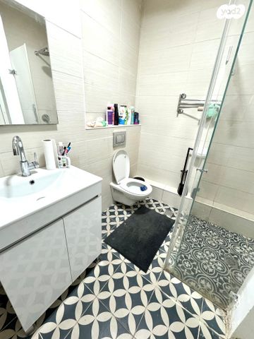 דירת גן, אייגר 10, נווה שאנן, תל אביב יפו