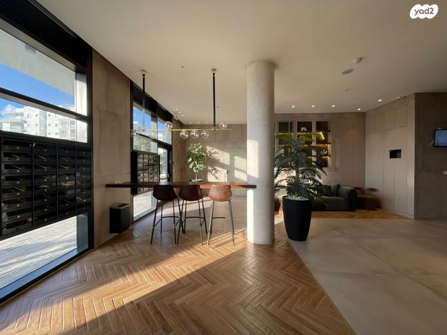 דירה, עיר היין, אשקלון