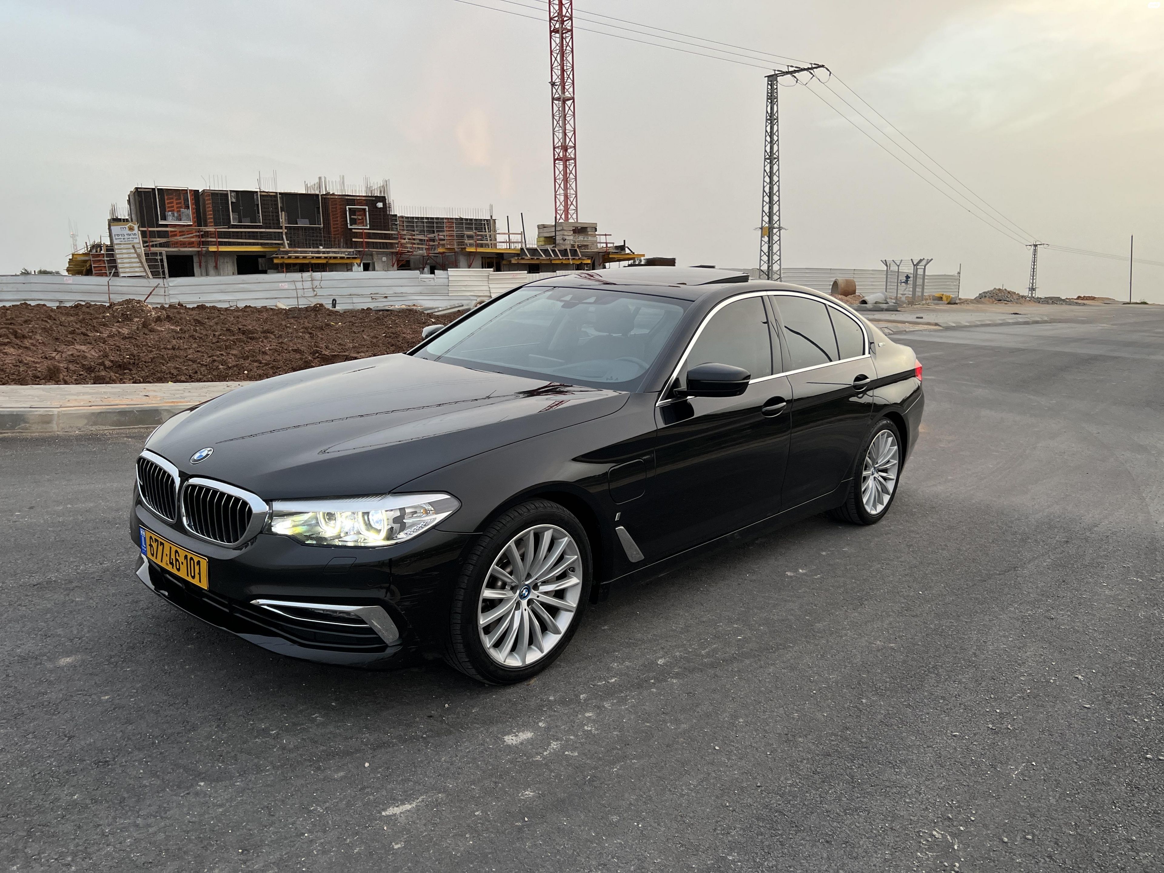 מודעת רכב ב מ וו סדרה 5