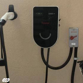 feedItemObj.data.row_1