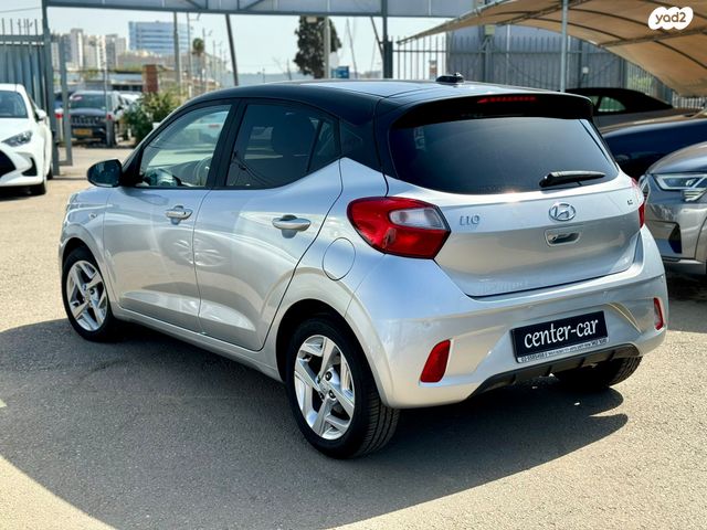 יונדאי i10