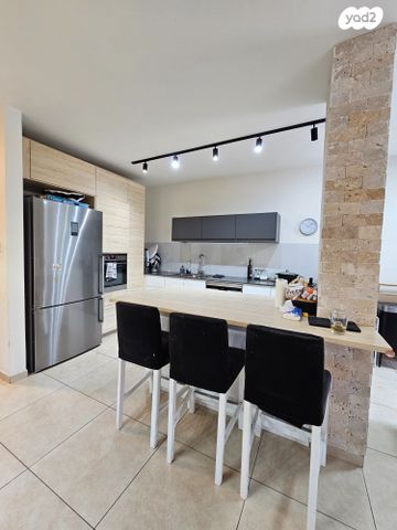 דירה, אנה פרנק, דרום מזרח, בת ים