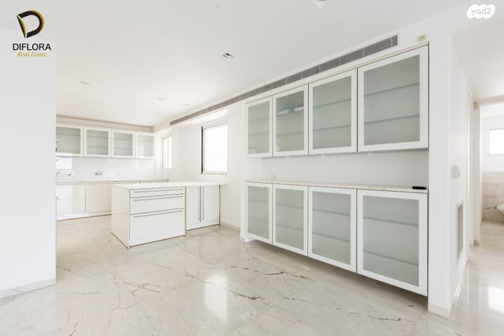 דירה, יהודה הנשיא, נווה אביבים, תל אביב יפו