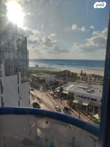 דירה, הטיילת 5, רובע א', אשדוד