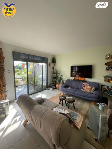 גג/ פנטהאוז, הדרים, הדרים החדשה, כפר סבא