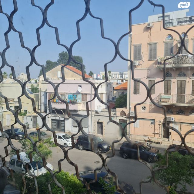 דירה, שבטי ישראל, צהלון, שיכוני חסכון, תל אביב יפו