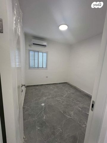 דירה, המתמיד, בן דור, נשר